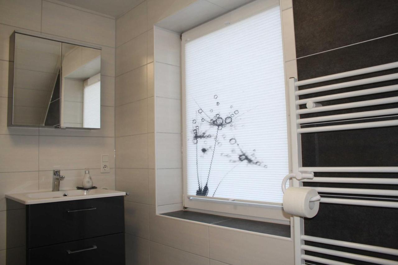 Ferienwohnungen Muehlenblick, 45217 Jemgum Phòng bức ảnh